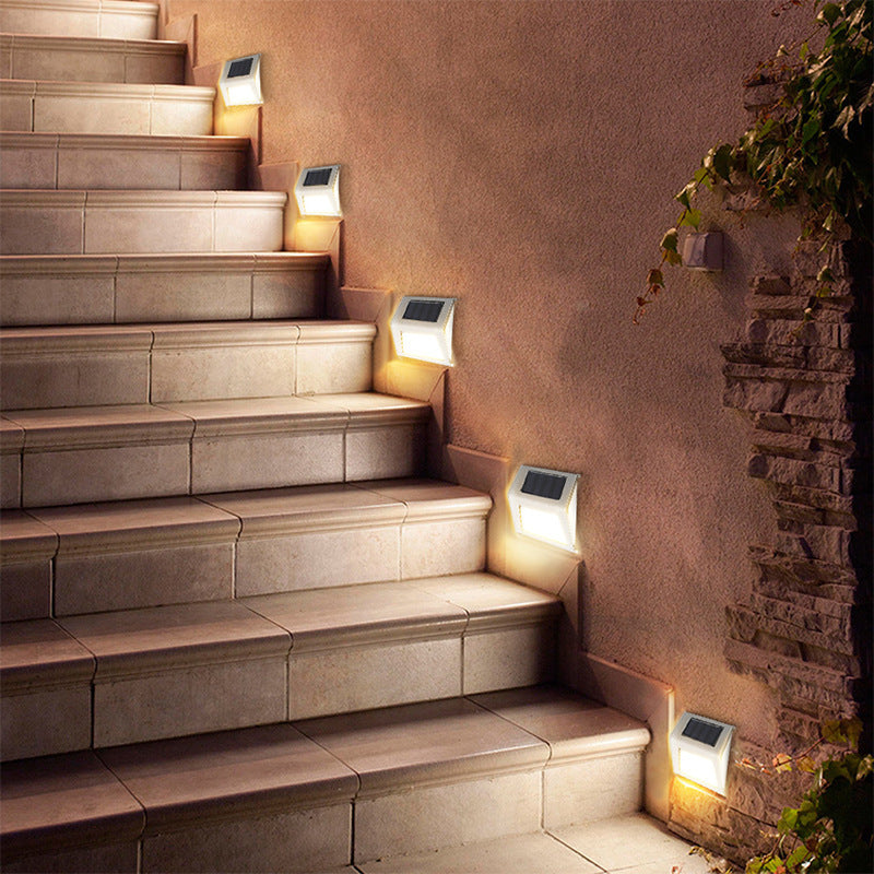 Solar powered 6 LED stair lamp